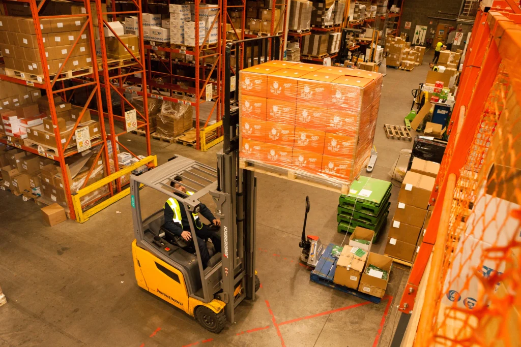 coca cola aperol pallet forklift